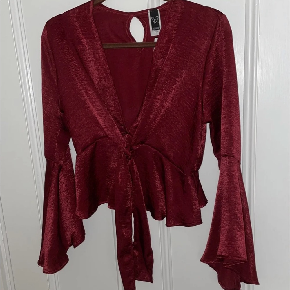 Windsor NWT Tie Front Top